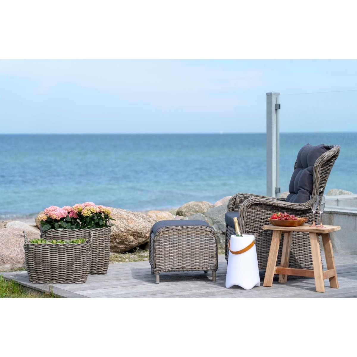 Bristol Wine Cooler - Rechargeable White Wine Cooler with Strap - 