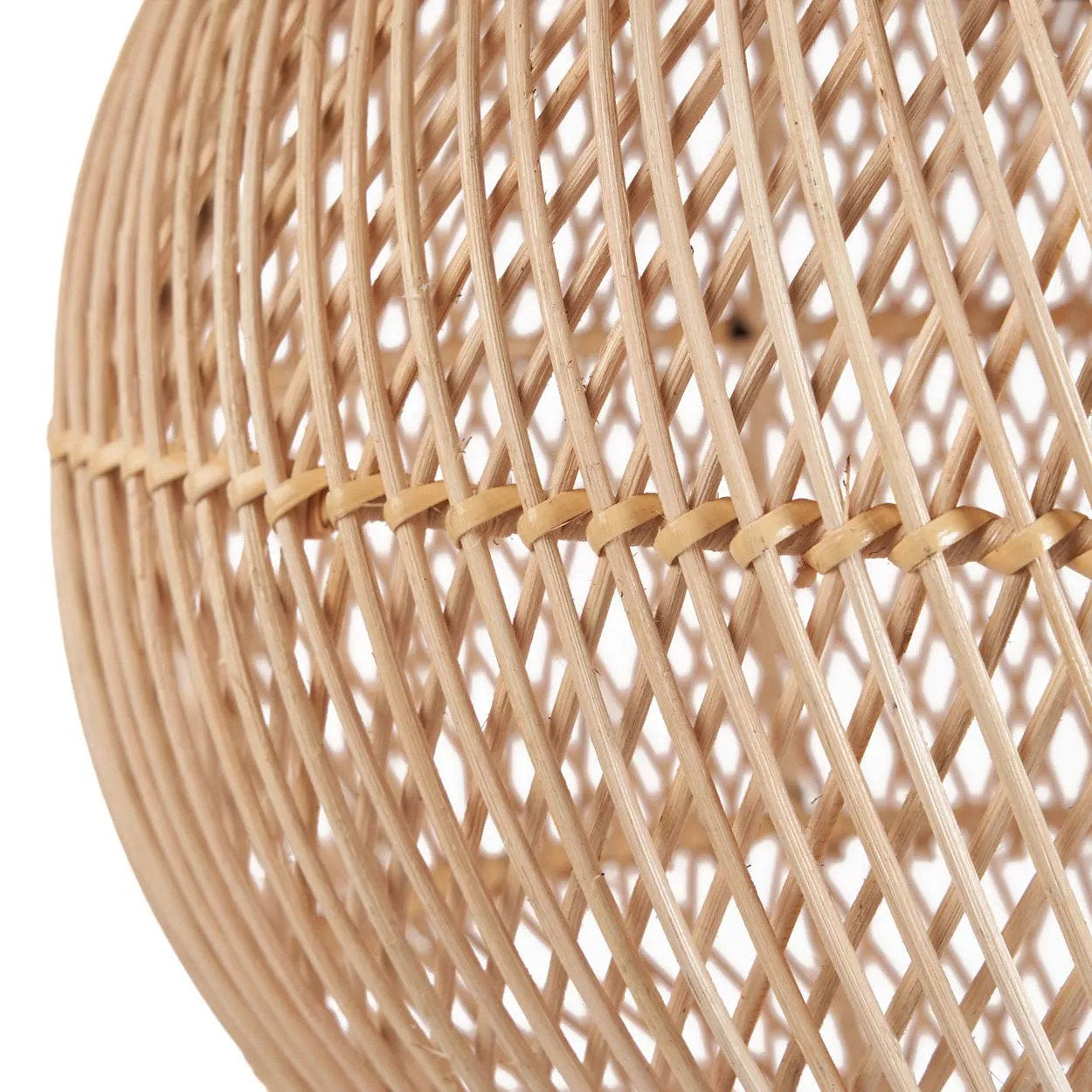 The Bubble Pendant – Naturale – M | Lampada a Sospensione in Rattan Intrecciato