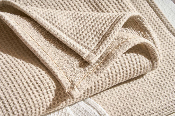 Italian towel set – honeycomb and terry cotton – Bianco Perla Alma – beach colour