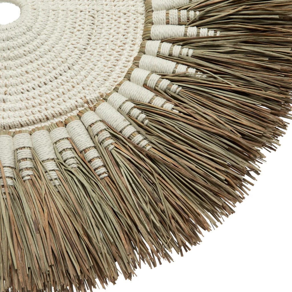 Raffia Macramé Wall Decoration in white and natural tones with bohemian design.