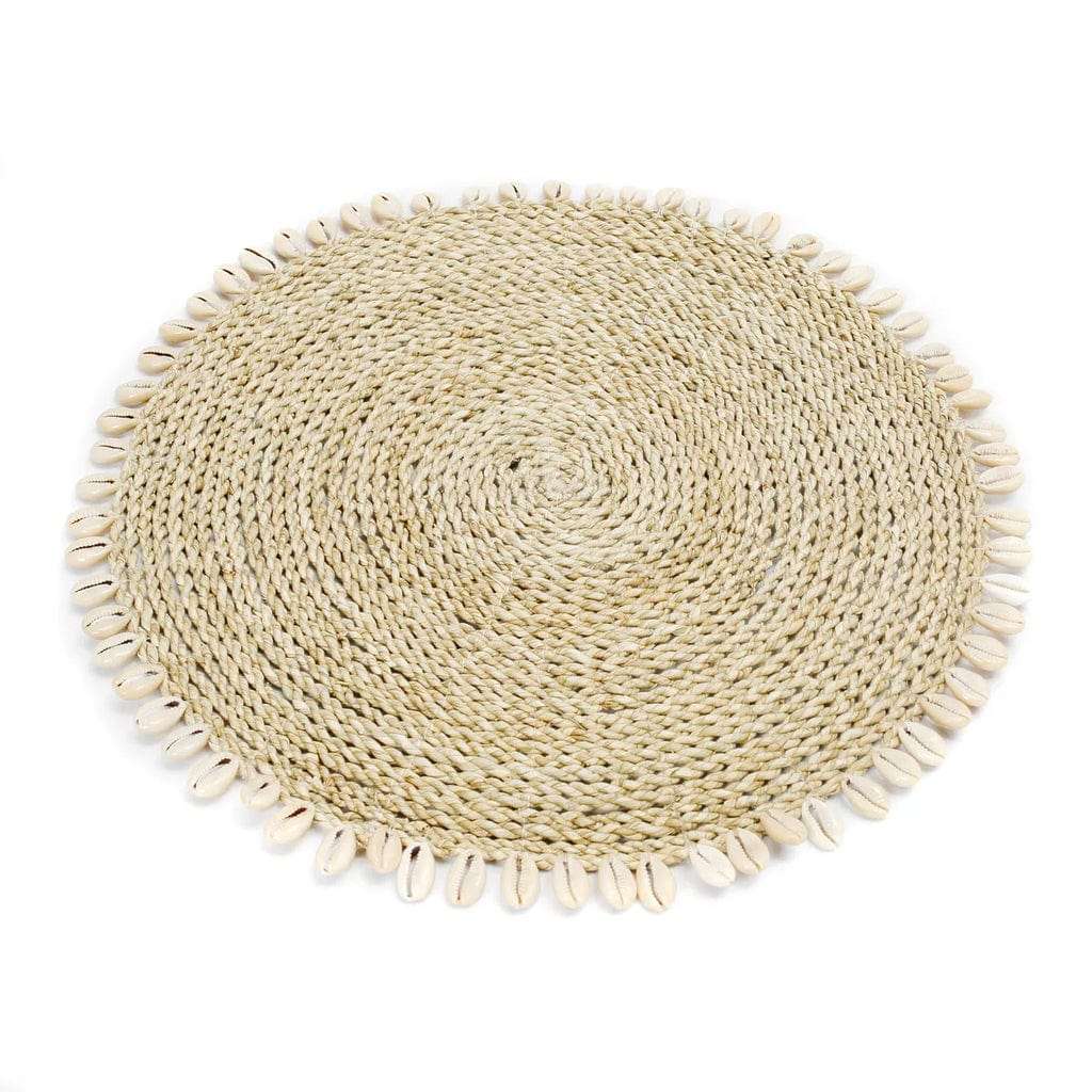 Seagrass Shell Placemat - Natural with cowrie shell border, 38 cm round.